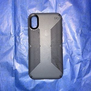 Iphone XR speck phone case